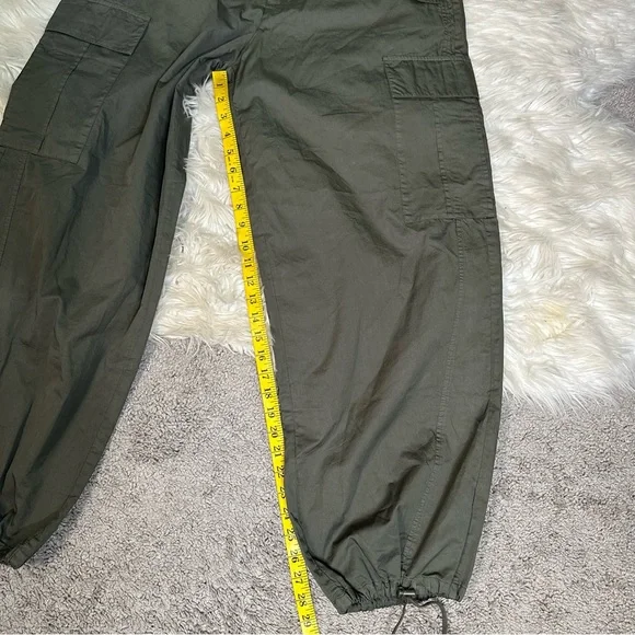 Nwt Good American  PARACHUTE PANT ‎ Fatigue olive Green Pants - Picture 7 of 12